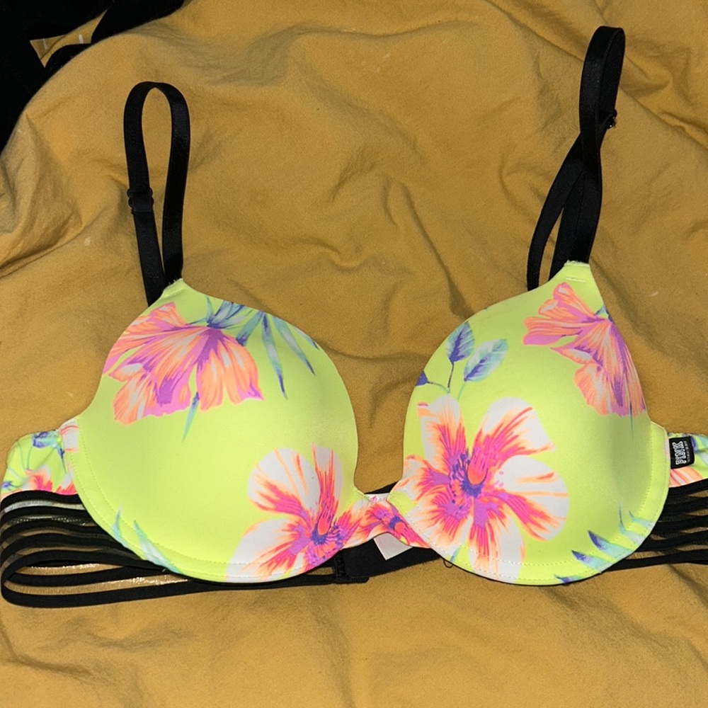 SOOOO Cute!  Tropical! NWOT VICTORIAS SECRET -Sexy caged back!